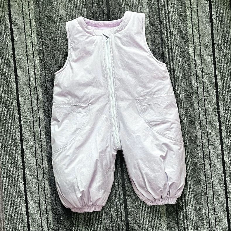 子供の連体ズボンにベルベットをつけて冬の新しい女の子の保温ズボンの外に赤ちゃんの男の子のファッションのズボンを着る|undefined
