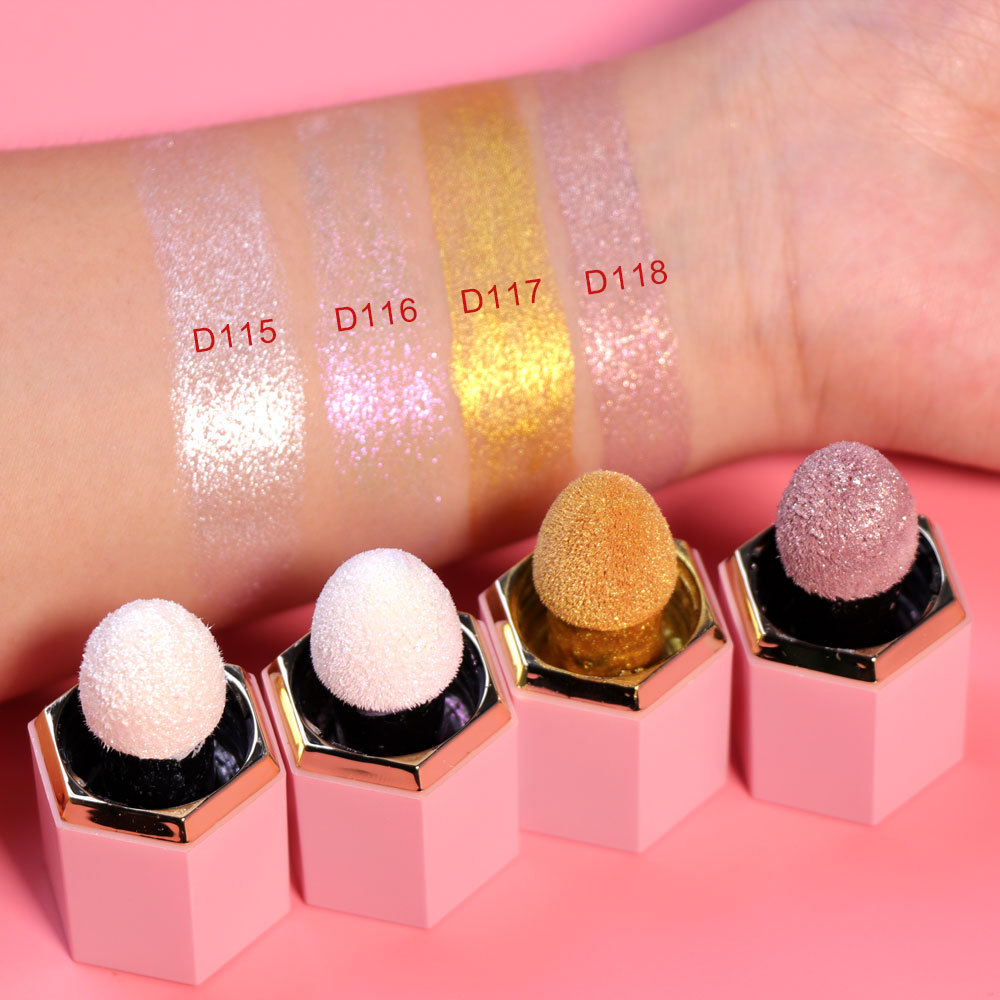 Check out DUNUF 4-color liquid highlighter for contouring and brightening! Link Disclaimer - For Foreign trade only undefined