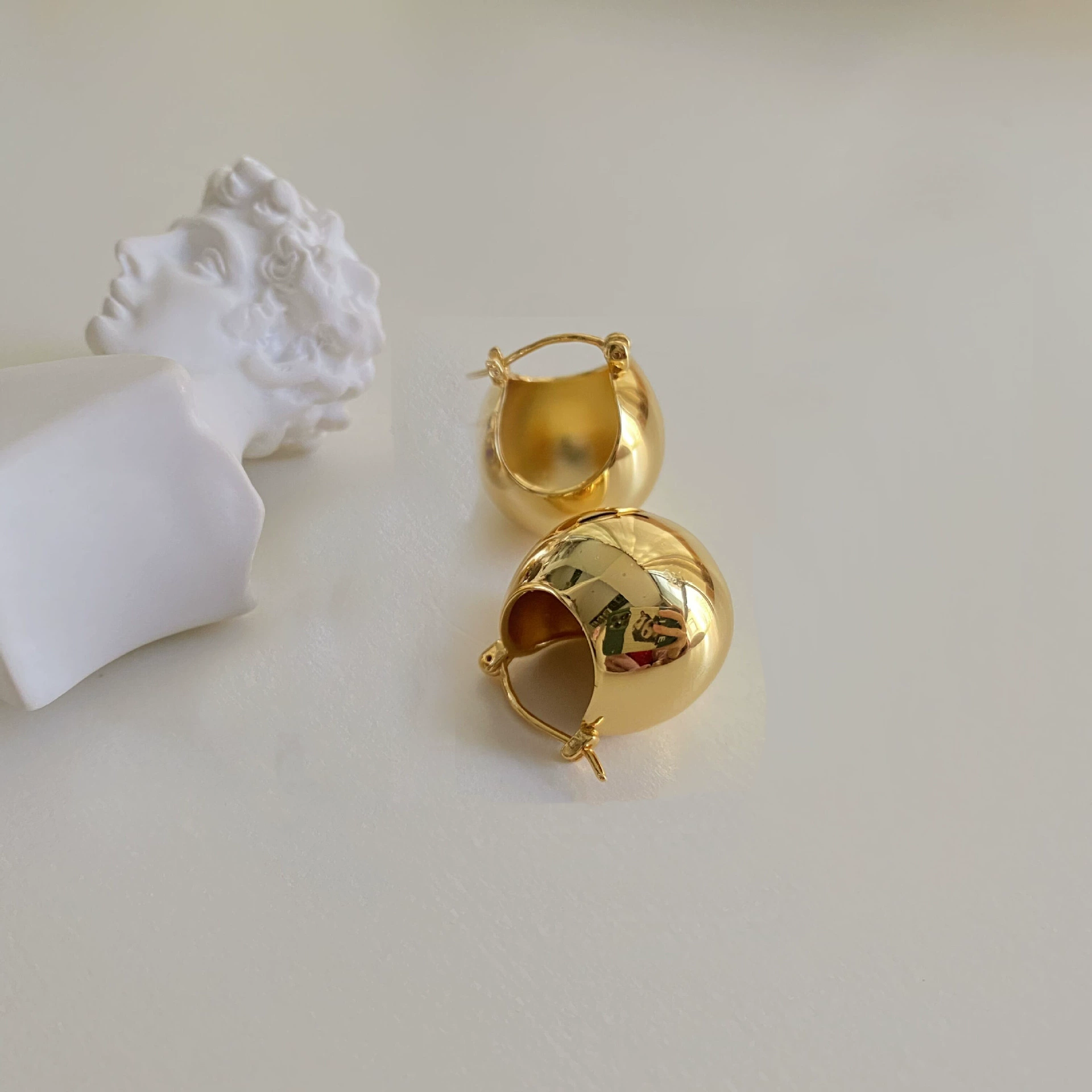 Серьги (Baoyu) металлическая серебряная игла, простой элегантный дизайн, высокое качество