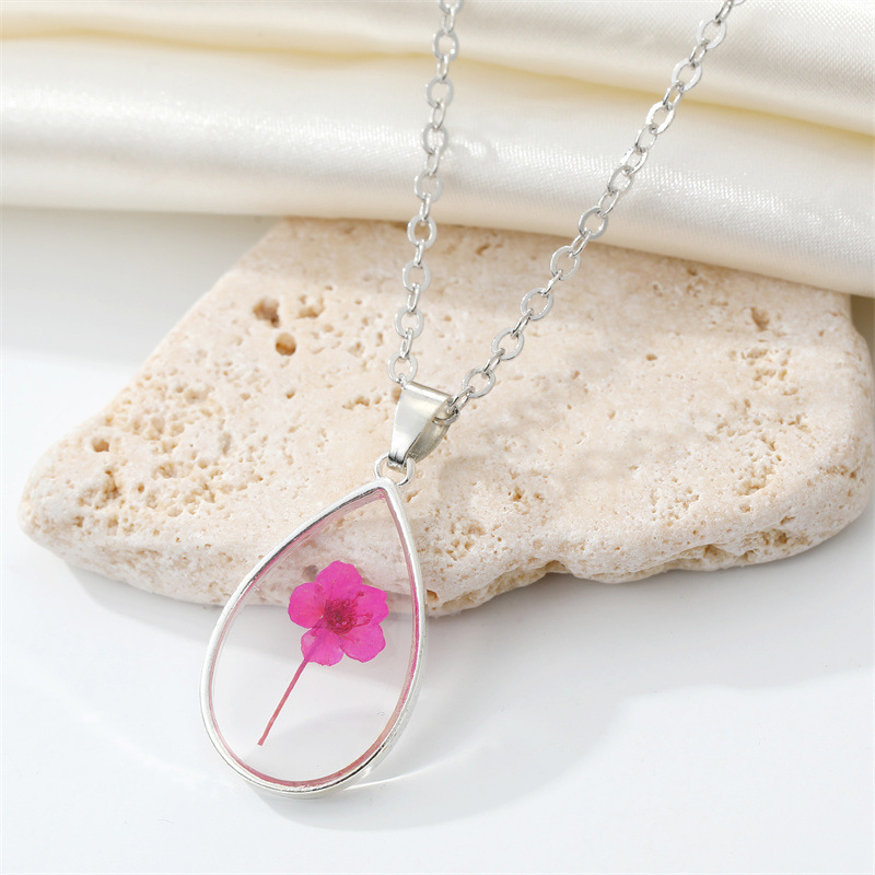 Cross-Border Sold Jewelry Drop Shape Transparent Resin Dried Flower Necklace Bohemian Preserved Fres