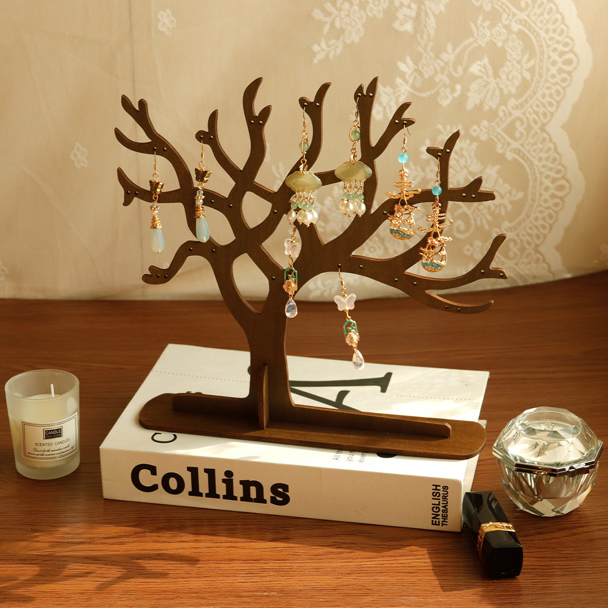 ���Ŷ�����ľ���鱦�� ������֦����ľ�ưڼ� �Ҿ������鱦չʾ��