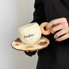 クリームクッキーセラミックマグカップコーヒーカップ洗練された高颜値現代実用新カップins風