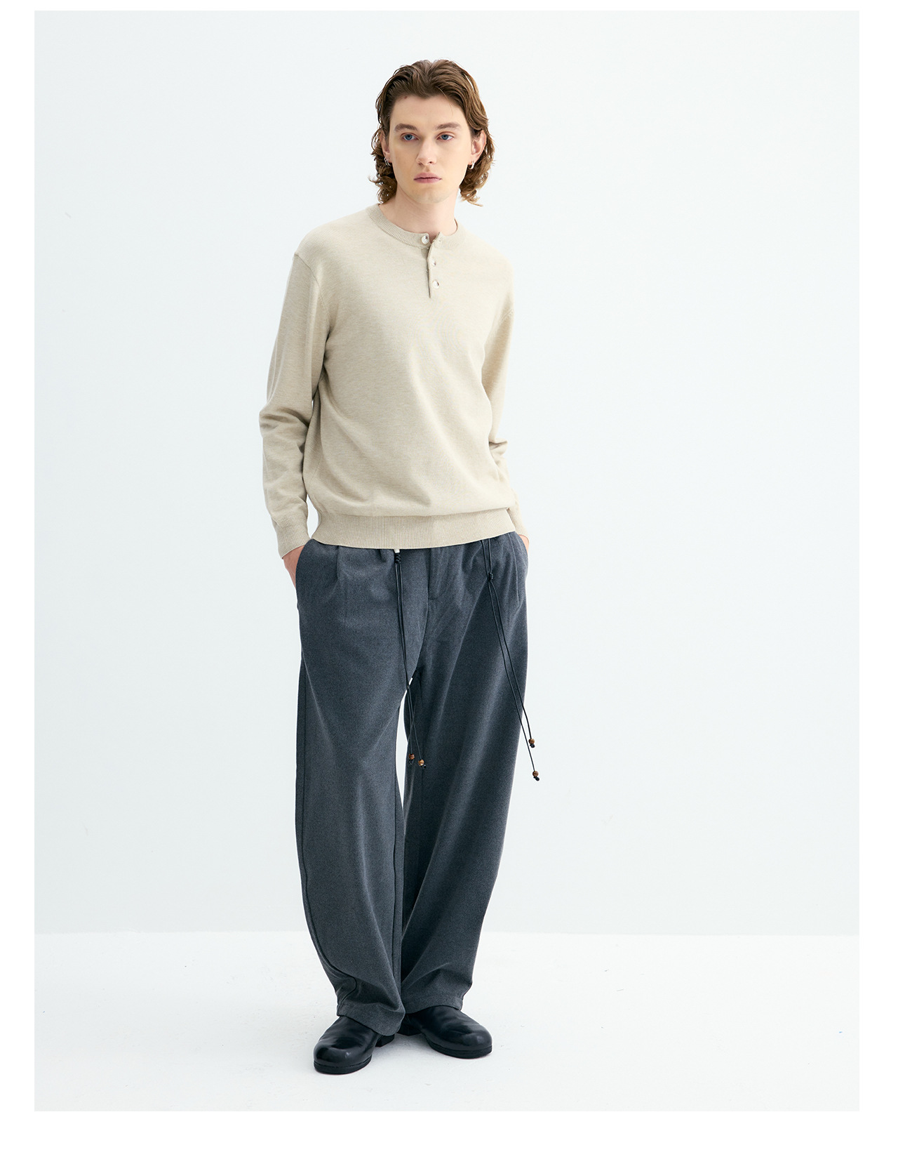 UNF 250g Henley Knit Sweater