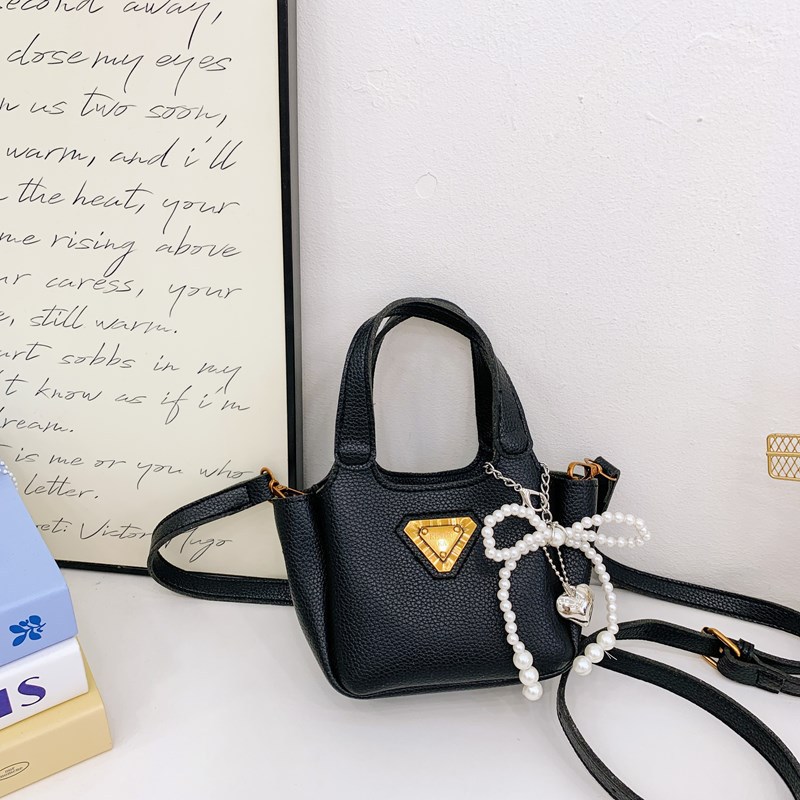 액세서리가 없는 818 블랙 싱글백