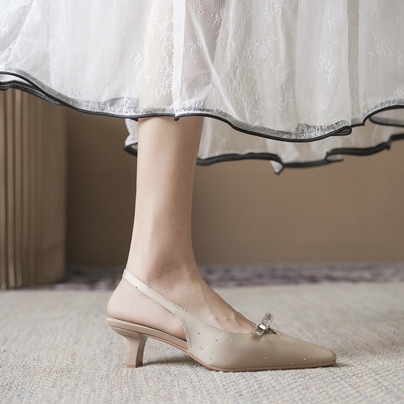 Sandal nữ bít mũi hở gót chất liệu satin đính đá, gót vuông thấp 3–6 cm — Màu be, Màu hồng nhạt, màu đen