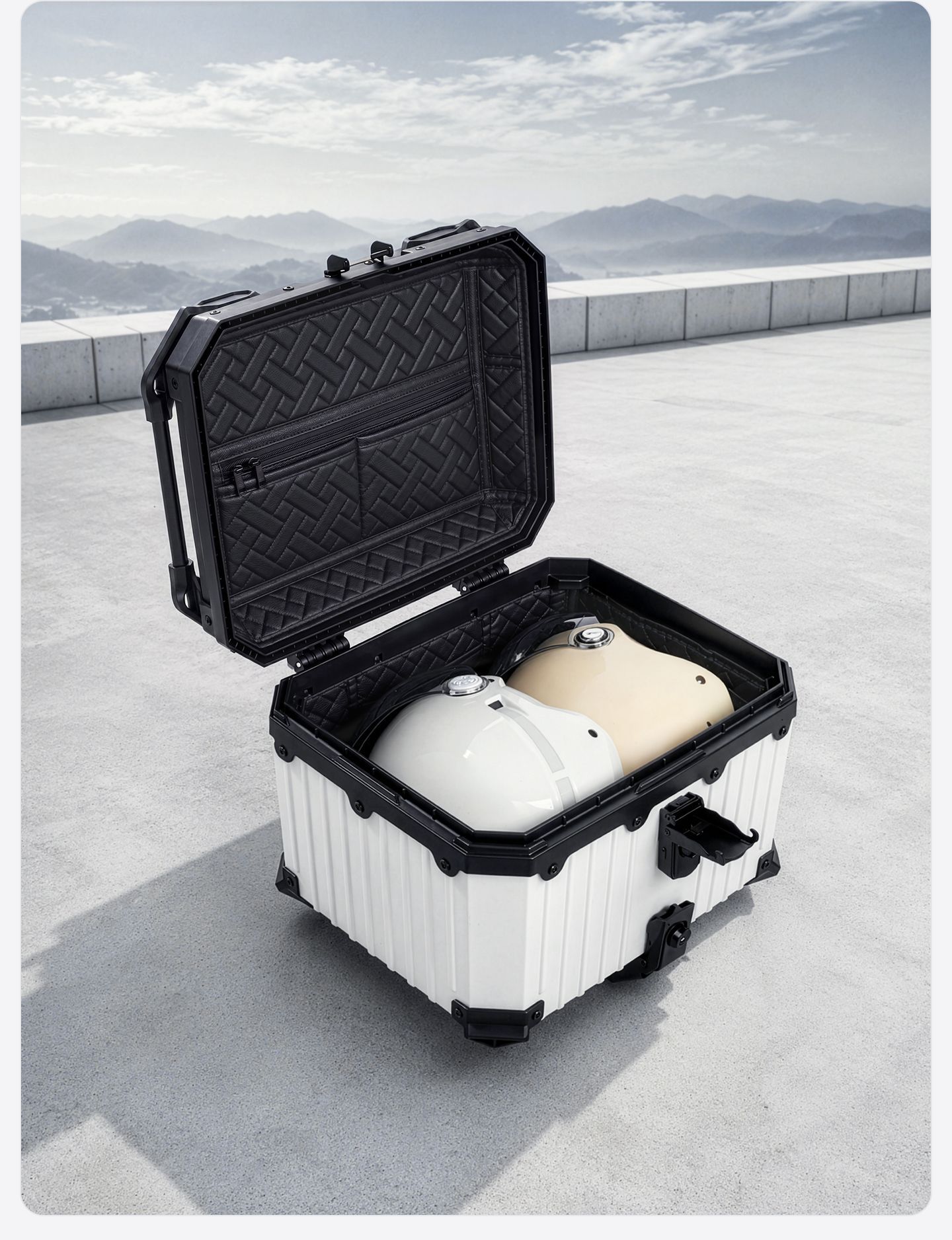 Universal motorcycle trunk, non-aluminum alloy, 45-liter rear trunk for scooters and electric bikes, Ninebot Niu X model trunk