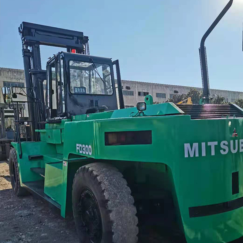 日本三菱30吨叉车重型叉车电动叉车合力叉车内燃式叉车合力