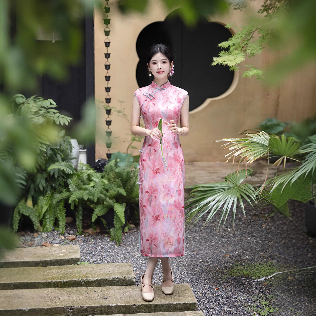 Elegant Cheongsam Dress Long Style 2025 Autumn and Winter New Improved Version Young Girl Daily Elegant Pink