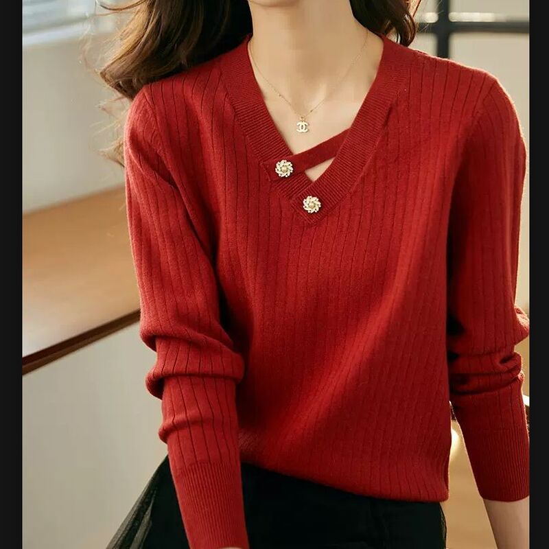 Christmas red hollow V-neck sweater autumn and winter New chic beautiful small shirt pullover bottoming shirt top for women