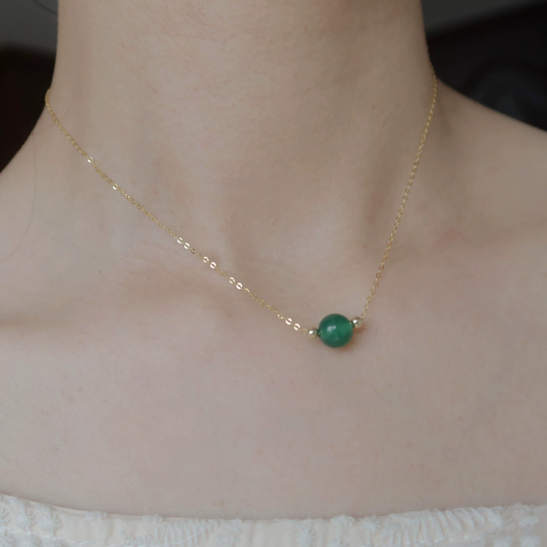 Два ретро один зеленый агат Новый китайский халцедон ожерелье