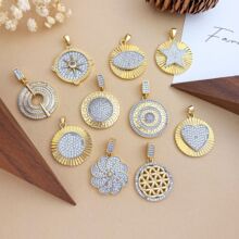 �����羳�r��΢��ʯ���Ď׺��~�����朵������s�i������Ů