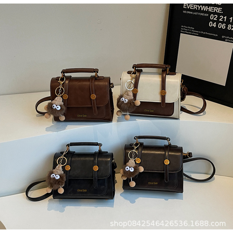 College Style High-End Retro Small Bag for Autumn and Winter, Simple and Versatile Crossbody Bag, High-Value Crossbody Bag, Shoulder Bag