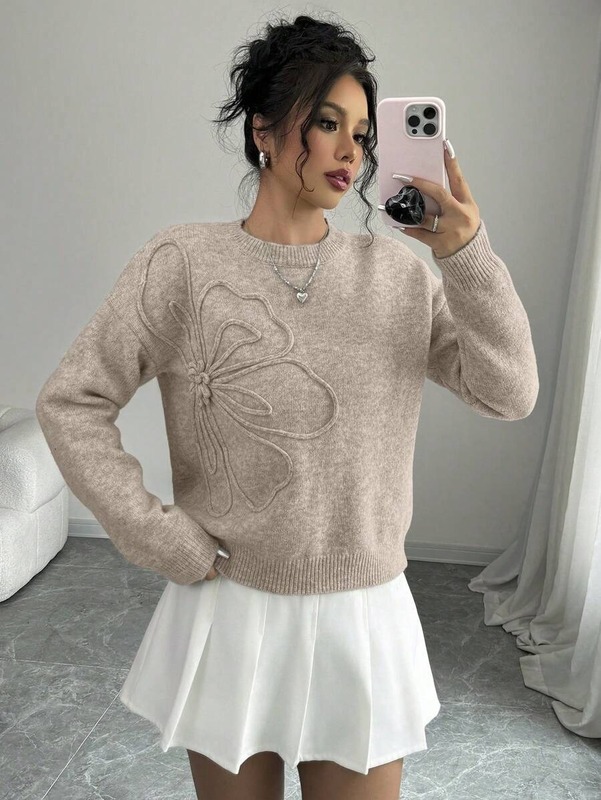 外贸欧美2025秋冬新款设计感时尚百搭休闲花朵圆领针织衫女士毛衣|undefined