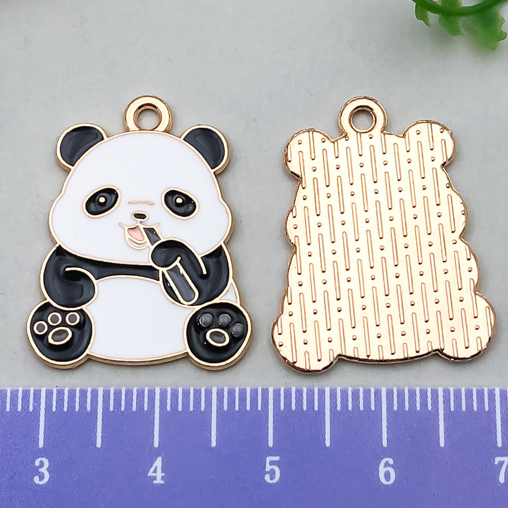DIY dibujos animados panda bambú goteando aceite de aleación pendientes llavero animal colgante accesorios de joyería decoración de estilo chino