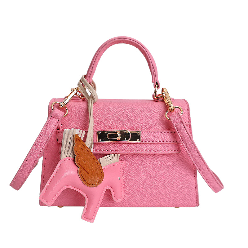 La sensación de alto nivel de lujo ligero bolso de mano Kylie mujeres 2026 ventas transfronterizas calientes nueva moda de viaje de hombro mochila