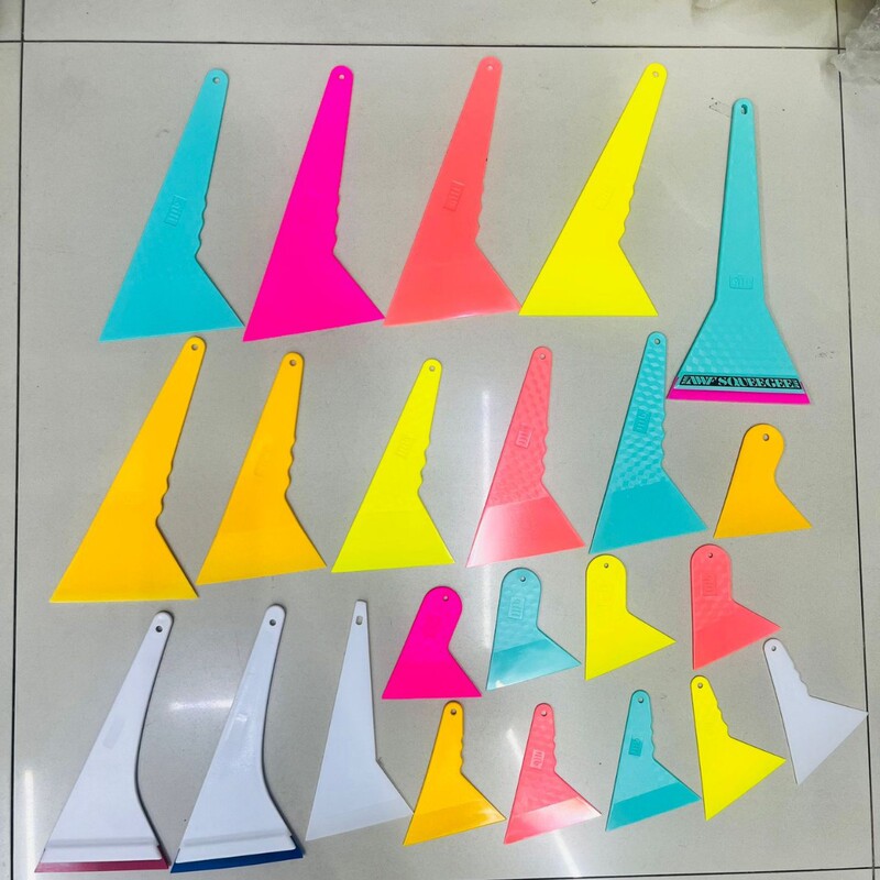 Car film tool small scraper glass film tool triangle scraping plug edge small scraping thin mouth color changing film scraper Car film tool small scraper glass film tool triangle scraping plug edge small scraping thin mouth color changing film scraper