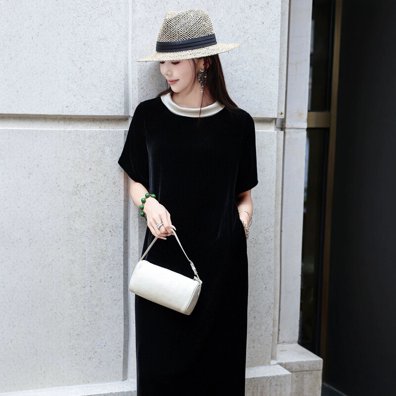 Nanyou 2026 New Model New Chinese Style Silk Velvet Spliced Acetate Collar Extended-Length Dress with a Noble Ladylike Vibe