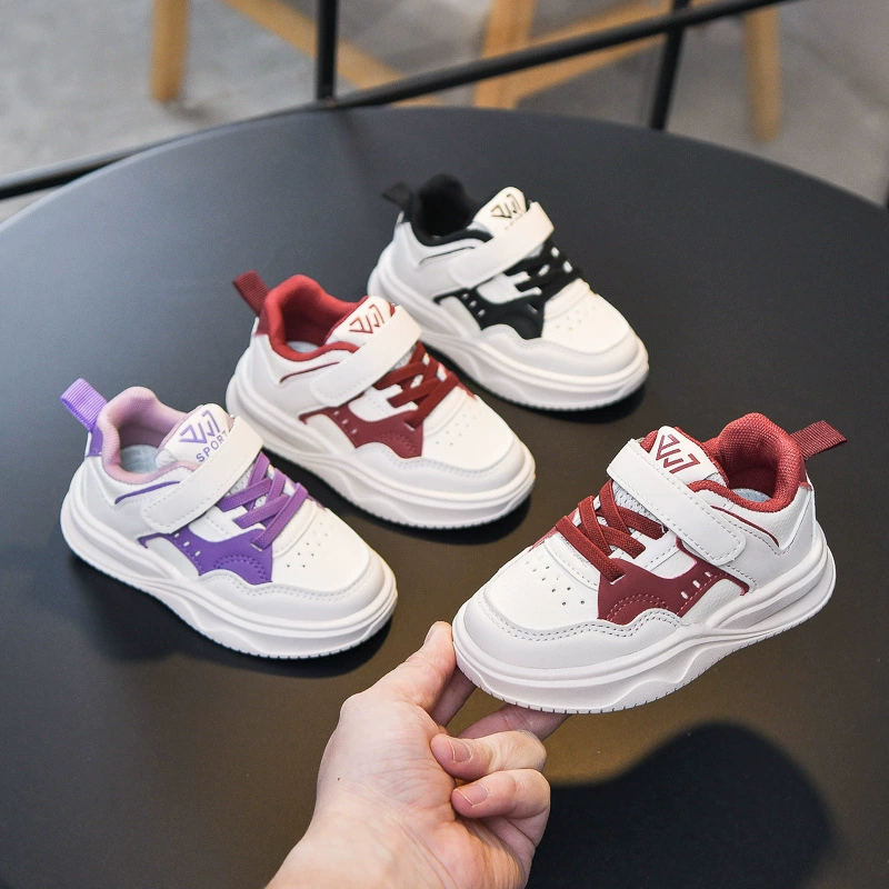 Беговая обувь для мальчиков 2025 новая мягкая подошва