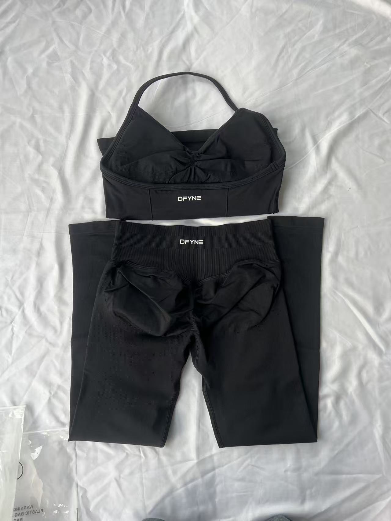AliExpress venta caliente DFYNE nuevo fitness yoga traje deportivo chaleco halter sujetador pantalones cortos traje mujer
