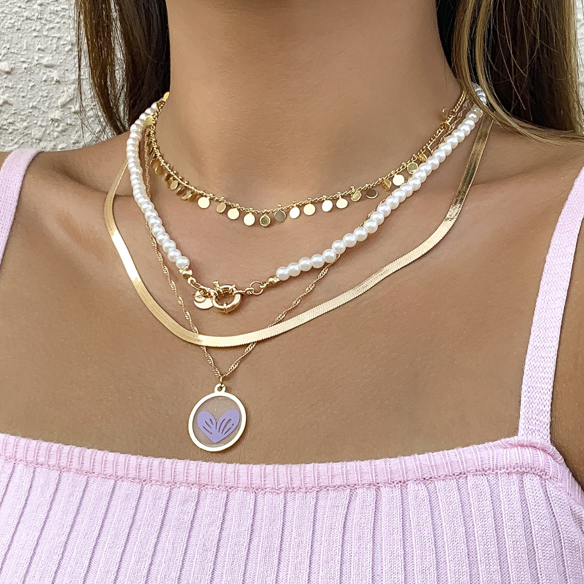 Collier avec pendentif en forme d'étoile en perles et perles artificielles de style métal_voghion.com