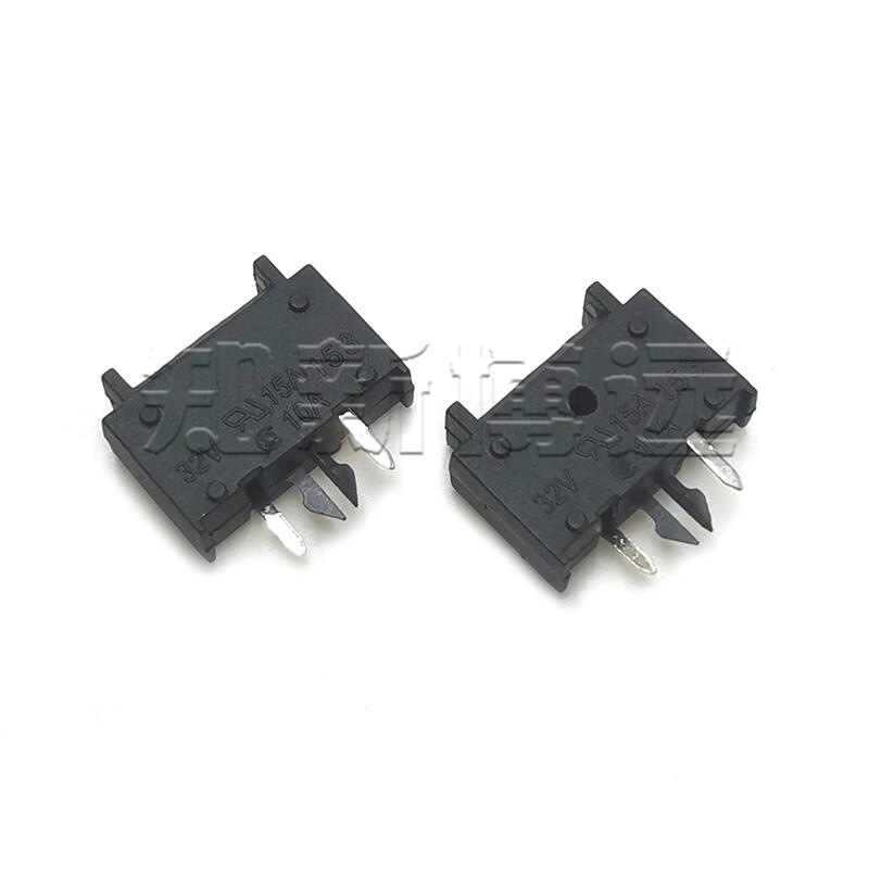 01530008Z 力特迷你小号汽车保险丝插片底座 32V/15A PCB板焊接式