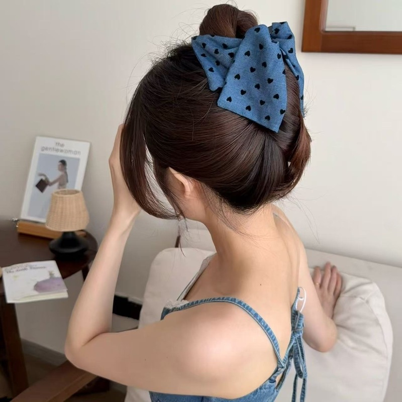 新しいレトロな韓国生地のリボン三角形クリップ女性の大きなヘアクリップ後頭部の髪の量シャーククリップ|undefined