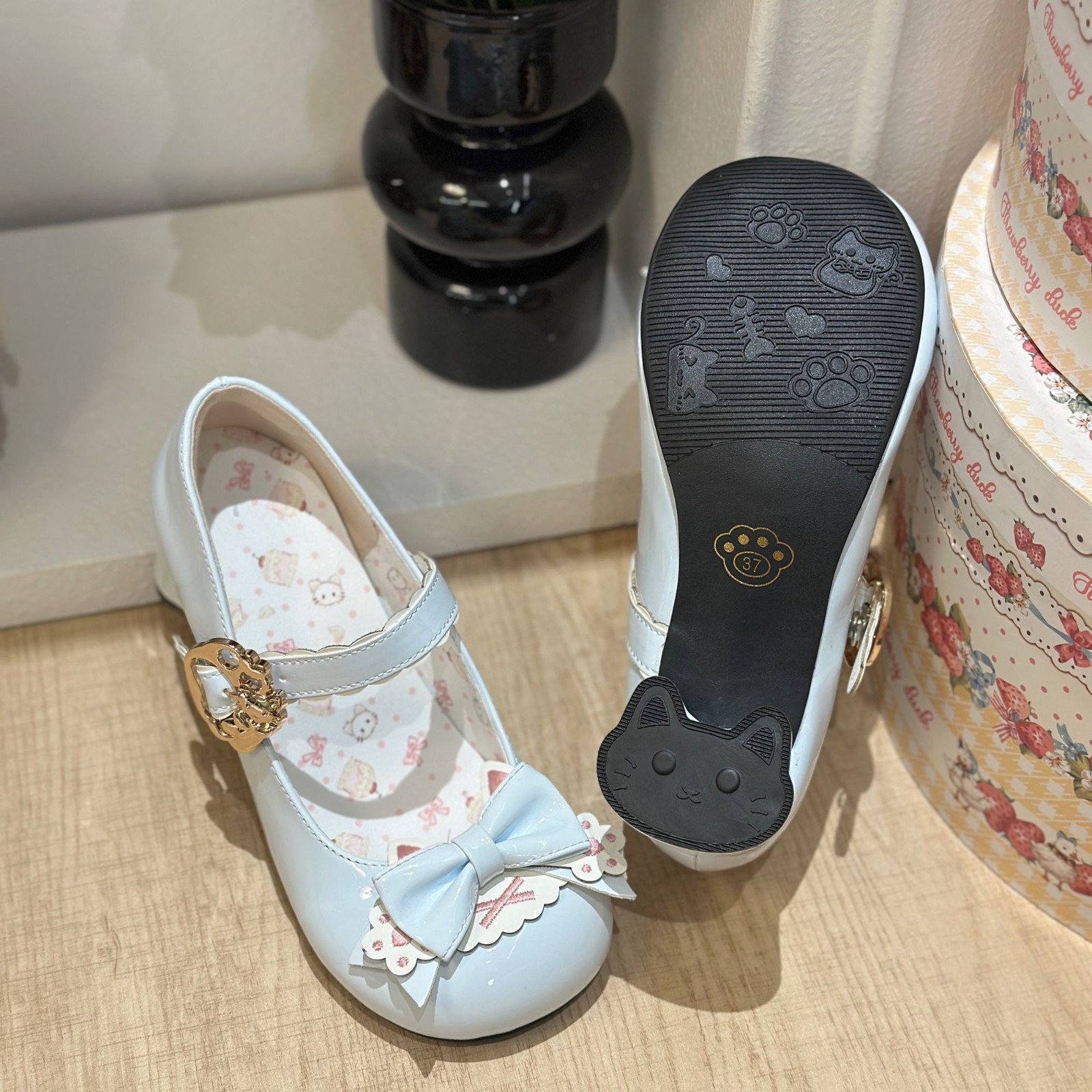 Zapatos japoneses de lolita primavera 2026 nuevo estilo de cabeza redonda lindo dulce zapatos de encaje de arco zapatos simples