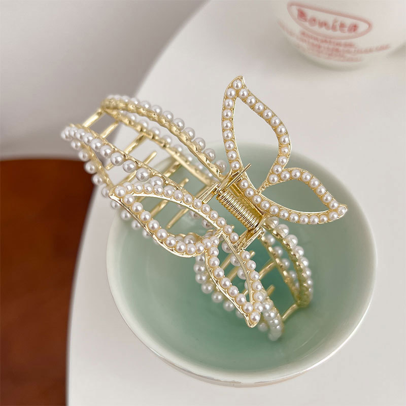 Fashion New Large Bow Inlay Pearl Grip Women's Hair Clip Hair Accessories display picture 5