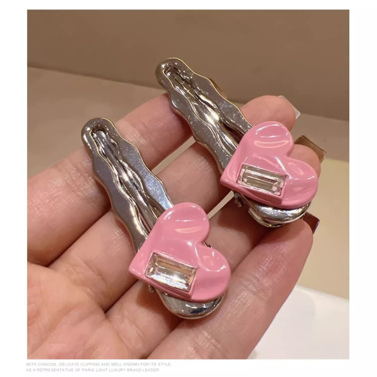 핑크 러브 할로우 메탈 덕빌 클립