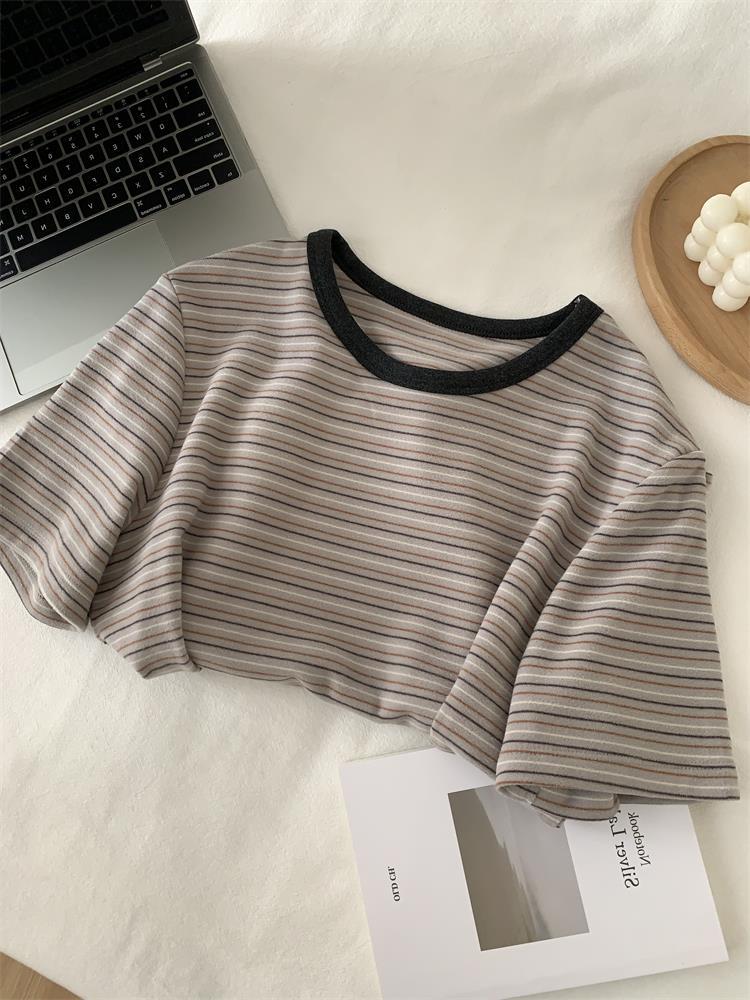 Beige color strips