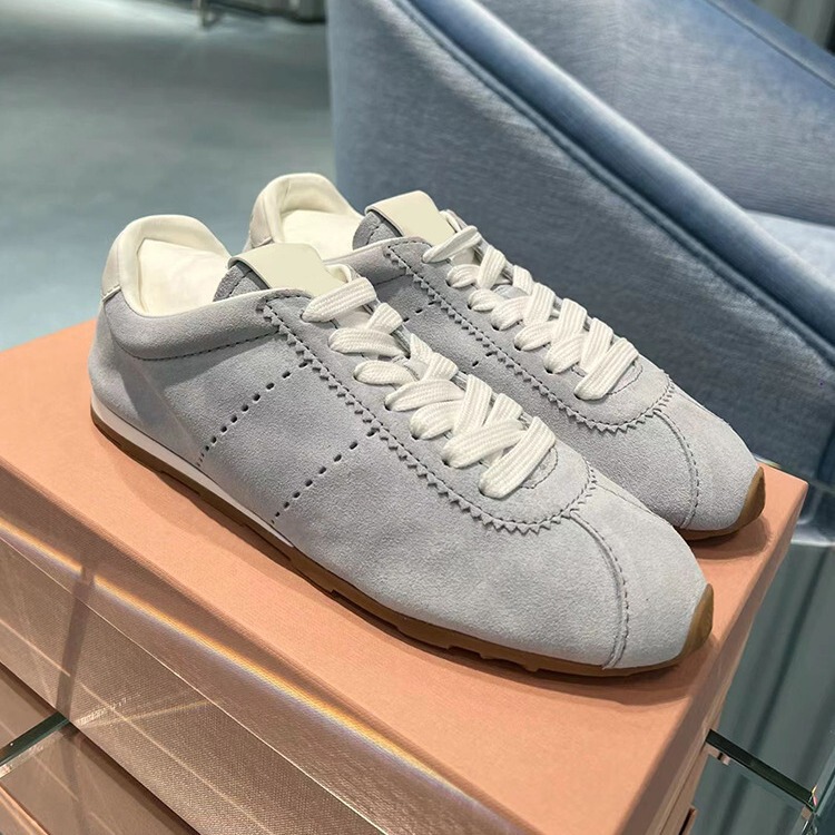 High-Quality Miu Brand Replica German Training Shoes for Women, 2026 Spring New Flat-Soled Color-Blocked Cowhide Casual Sneakers