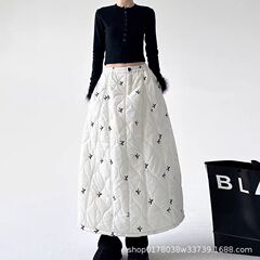 薄い綿の半身のスカートの女性の2024秋冬の韓国版のファッションの中の長いタイプの防風の保温の高い腰のa字のつぼみのスカート
