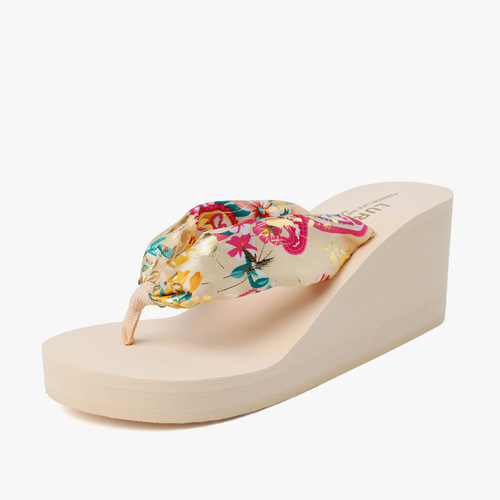 Flip-flops for women's summer outdoor wear, Korean version of wedge-heeled thick-soled flip-flops, outdoor women's non-slip holiday sandals
