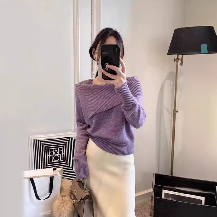 French Knitwear for Women 2024 Autumn and Winter New Women's Korean Fashion One-Shoulder Collarbone Lapel Bottoming Shirt for Women