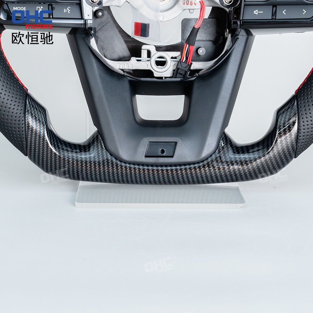 Suitable for 16-21 Models of Toyota Land Cruiser Lc200Lc300 Transfer-Printed Carbon Fiber Pattern Steering Wheel Assembly