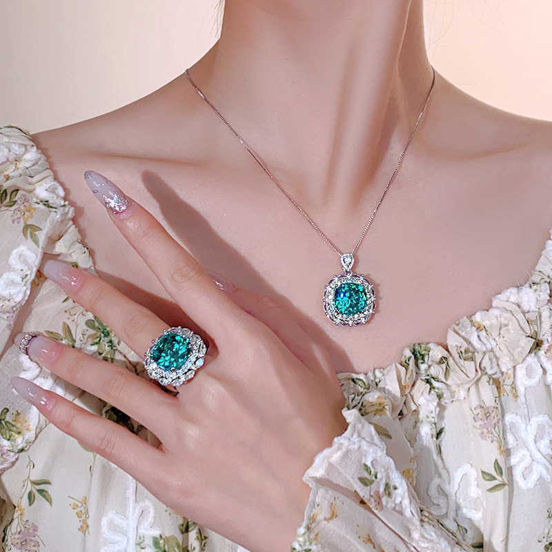 Gemstone Pendant Necklace In Brass With Paraiba Green Stone Set_voghion.com