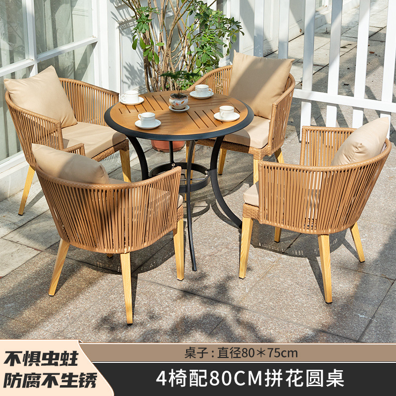 4 sillas con mesa redonda de mosaico de 80cm