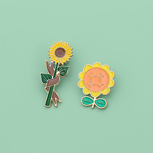 Sunflower Jewelry Metal Brooch Summer Cute Japanese-Style Badge Couple Decoration Bag Accessory Pendant for Women
