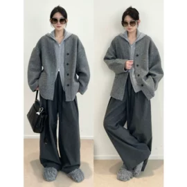 女式T恤;女式毛呢外套;女式针织衫