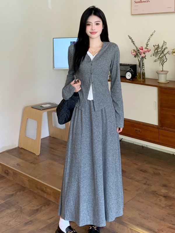 大きいサイズのファッションのスーツの女性の秋の長袖のvネックの偽の2つの上着の太っているMMの高腰のオープンフォークのスカートの2つのセット|undefined