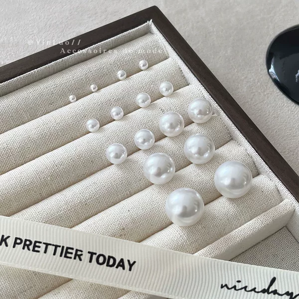 925 Silver Needle Korean Style Elegant Simple Pearl Stud Earrings Versatile Round Pearl Earrings Wholesale for Women