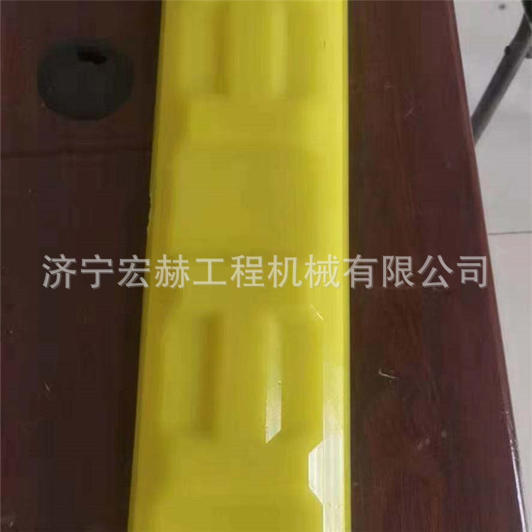 Excavator track rubber PC56-7PC60-7 rubber block beef tendon track shoe wear block screw buckle