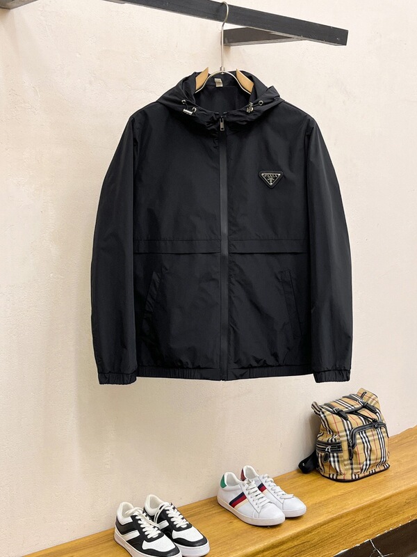 1.1 Correct Version 24 Fall/Winter pra Pujia Double-Sided Nylon Triangle Label BLCG Vertical Collar Colorblock Jacket Coat for Men and Women 1.1 Correct Version 24 Fall/Winter pra Pujia Double-Sided Nylon Triangle Label BLCG Vertical Collar Colorblock Jacket Coat for Men and Women