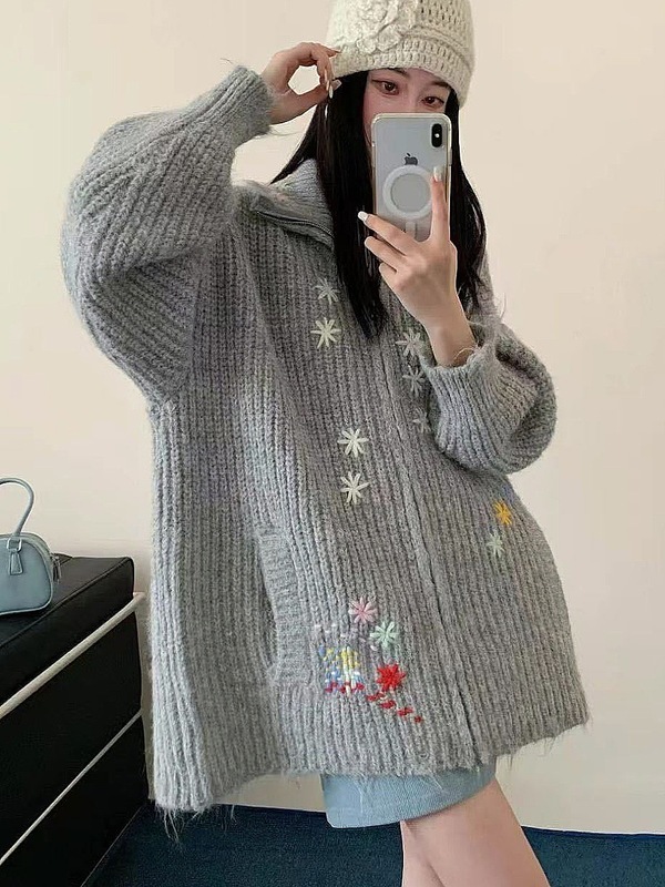 慵懒风手工花朵刺绣毛衣大外套女秋冬粗针宽松百搭针织开衫女1333|undefined