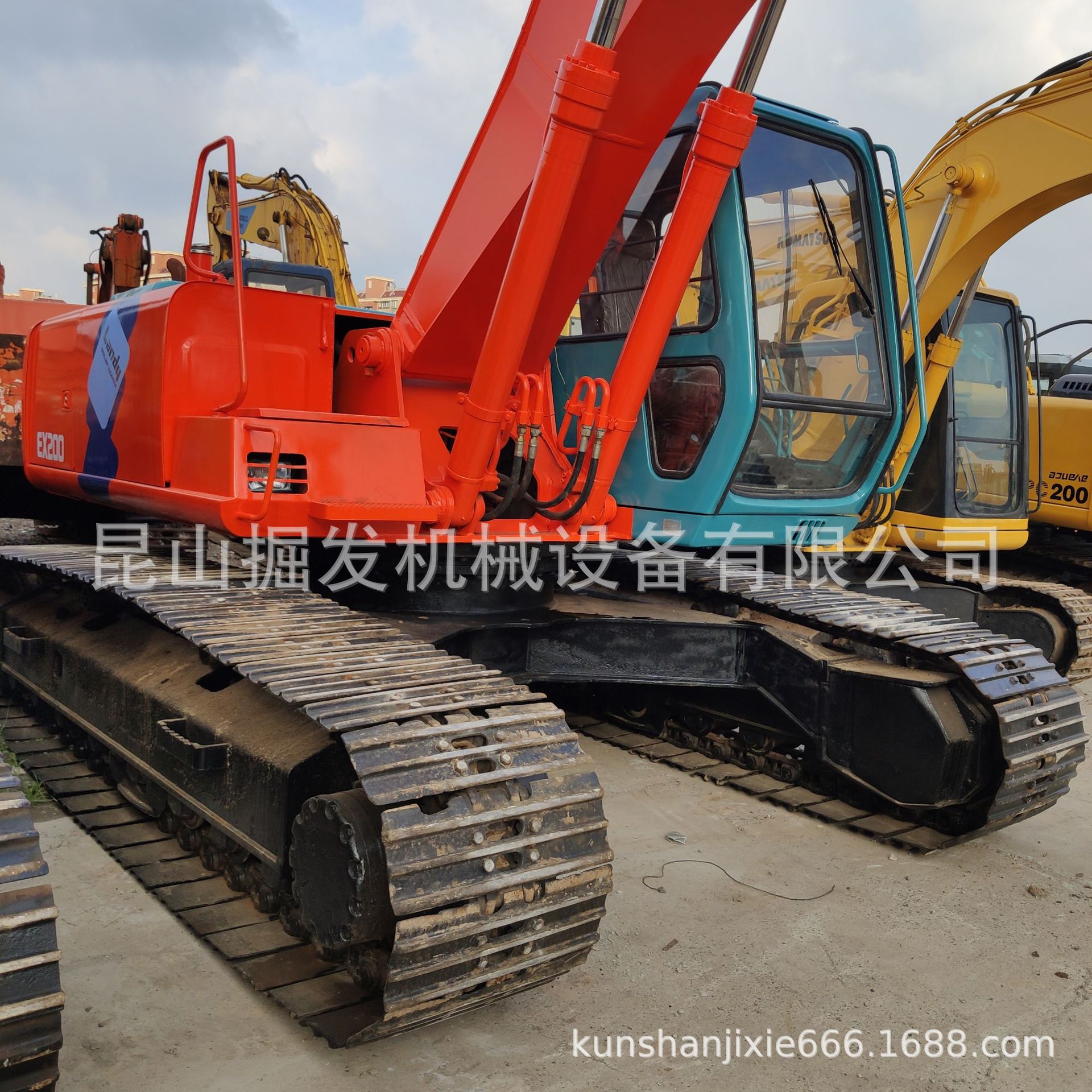 二手履带式挖掘机二手日立ZAX200-3G挖掘机