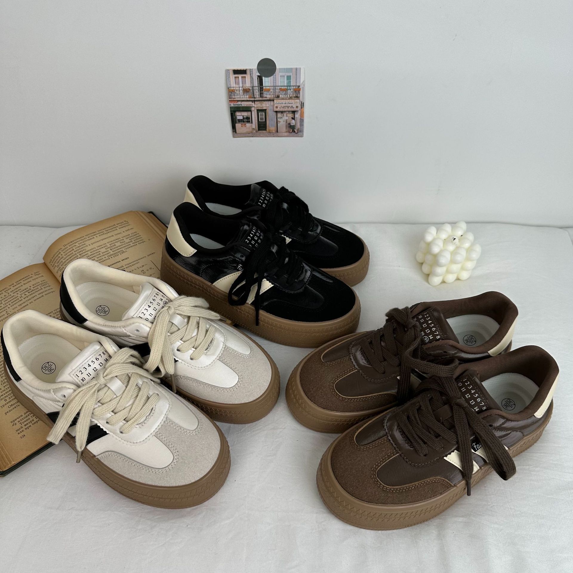 Zapatos de entrenamiento alemanes zapatos de mujer 2024 nuevas zapatillas de deporte para estudiantes originales de nicho zapatos casuales deportivos de todo fósforo de suela gruesa 6582