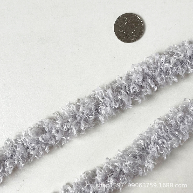 Varilla de torsión de pelo rizado suministro directo de fábrica de lana súper gruesa y súper densa de 20mm de felpa hecha a mano de bricolaje raíz de pelo de perro de leche pequeña al por mayor