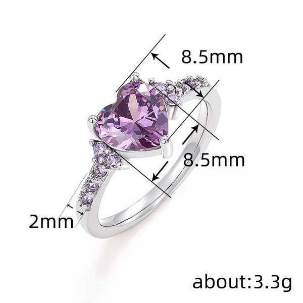 Fashionable elegant wedding ring heart shaped for bride