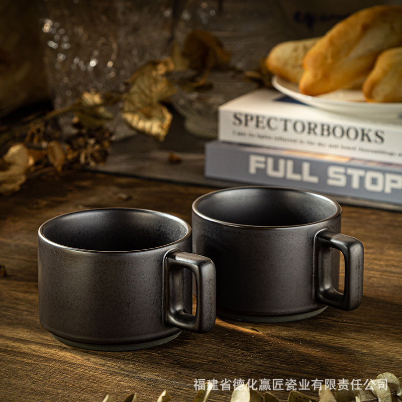 Tazas de cerámica europeas transfronterizas tazas de oficina personales tazas de agua domésticas retro tazas de café de gran capacidad para mujeres y hombres