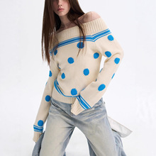 ����ѩ���{���͹�ײɫ���cë��Ů�ഩ���^ᘿ�����